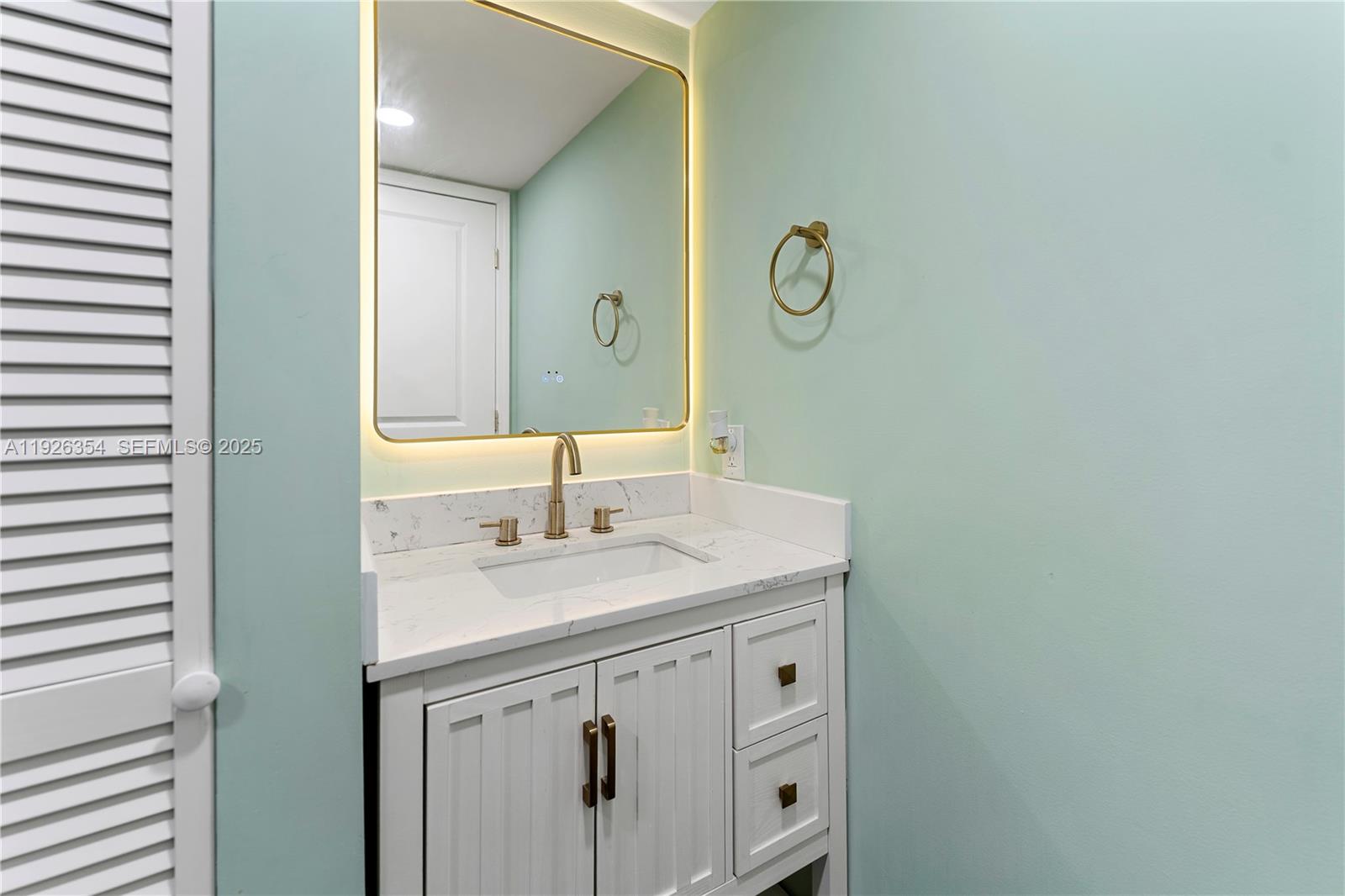 PINE ISLAND RIDGE SECTION - Residential