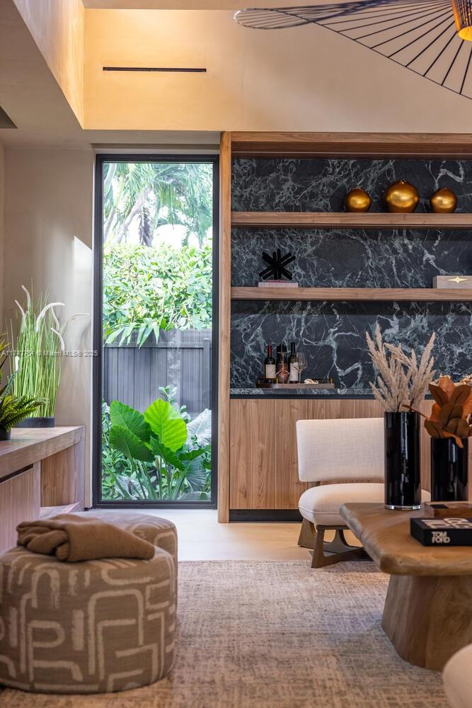 GRIFFING BISCAYNE PARK ES - Residential
