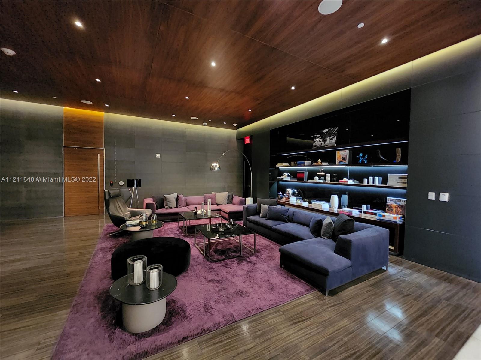 REACH CONDO - Residential Lease