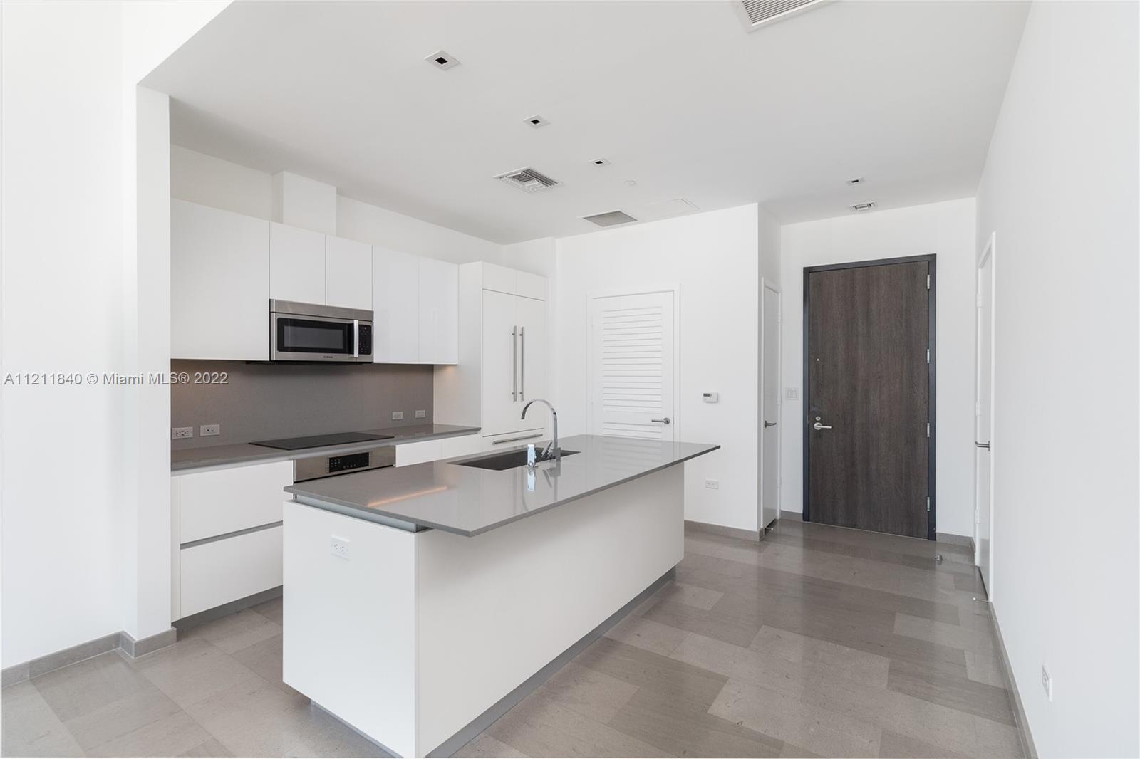 REACH CONDO - Residential Lease