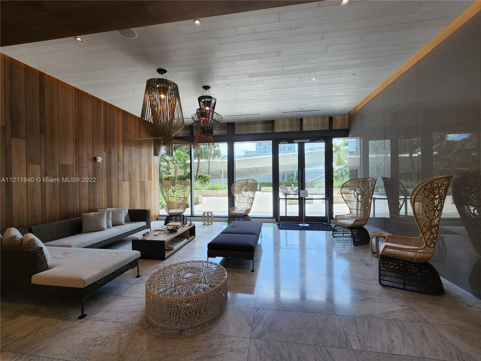 REACH CONDO - Residential Lease