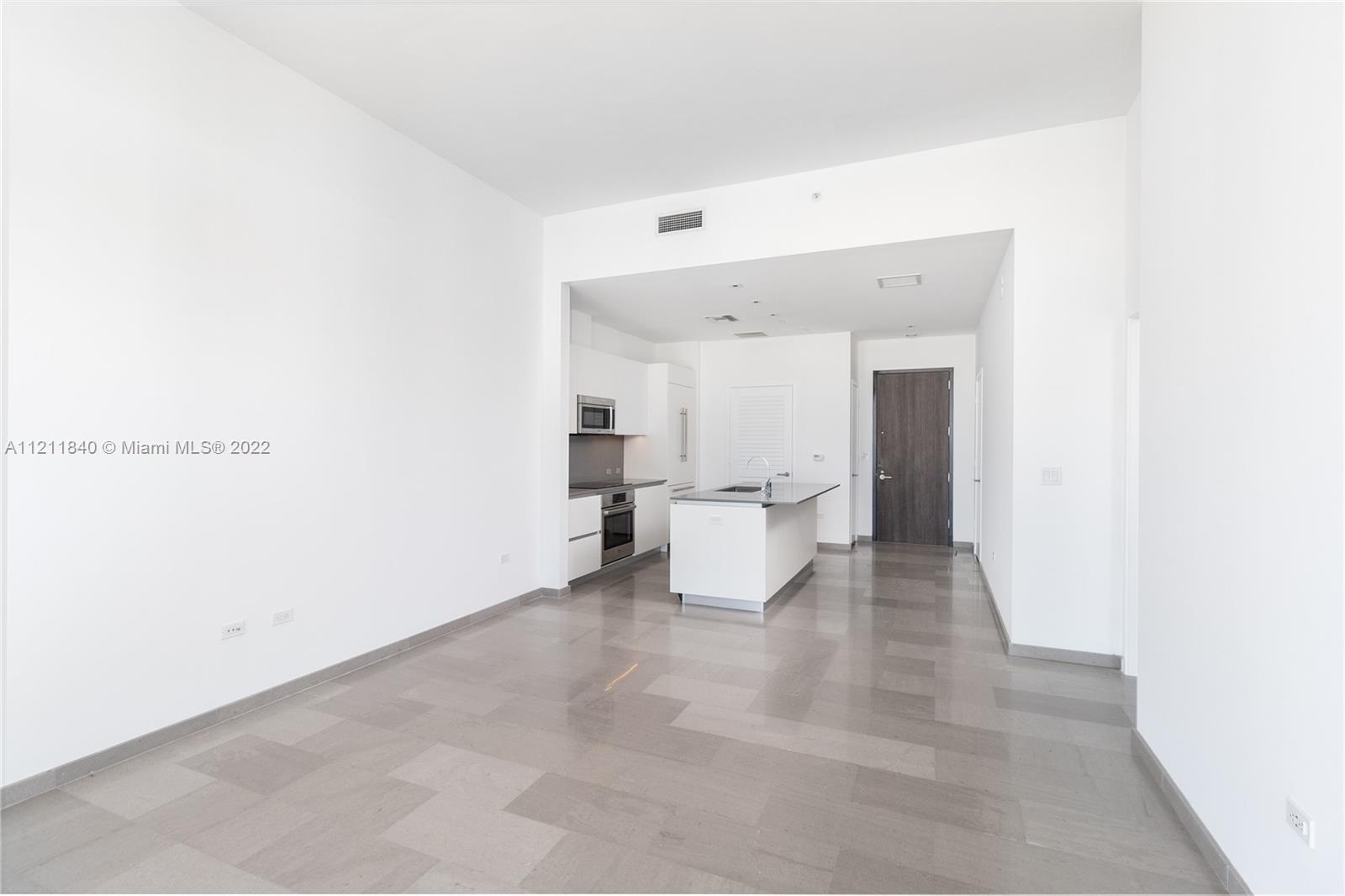 REACH CONDO - Residential Lease