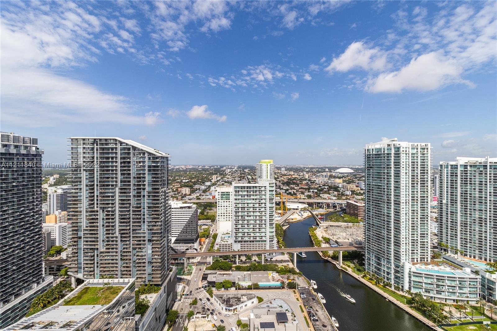 REACH CONDO - Residential Lease