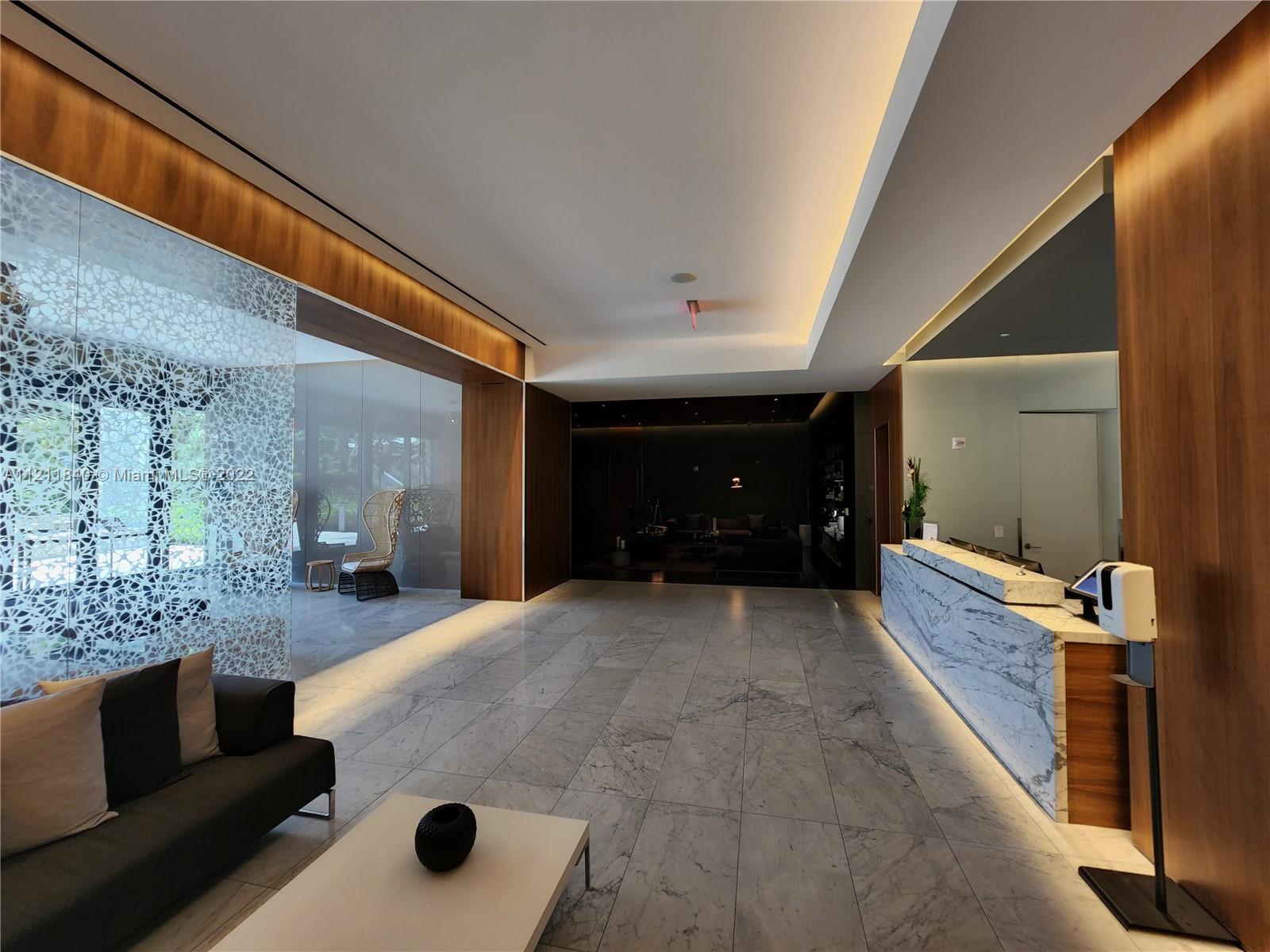 REACH CONDO - Residential Lease