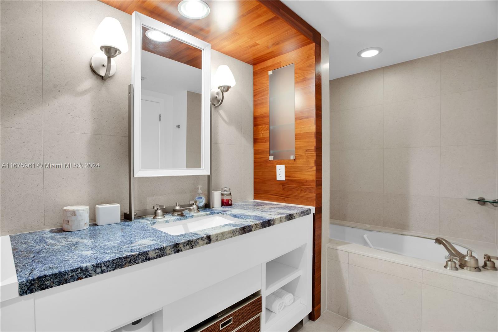 CENTRAL CARILLON BEACH CO - Residential