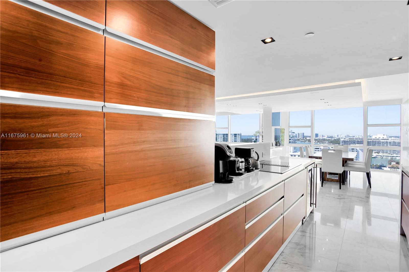 CENTRAL CARILLON BEACH CO - Residential