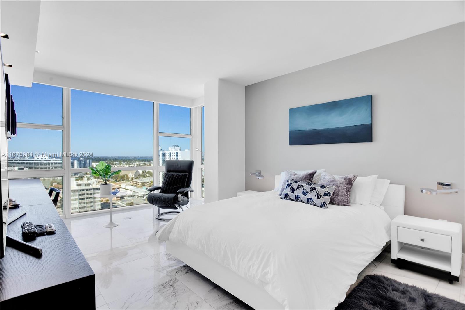 CENTRAL CARILLON BEACH CO - Residential