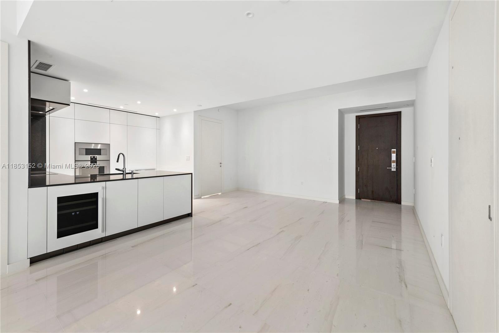 300 Biscayne Blvd Way 1809