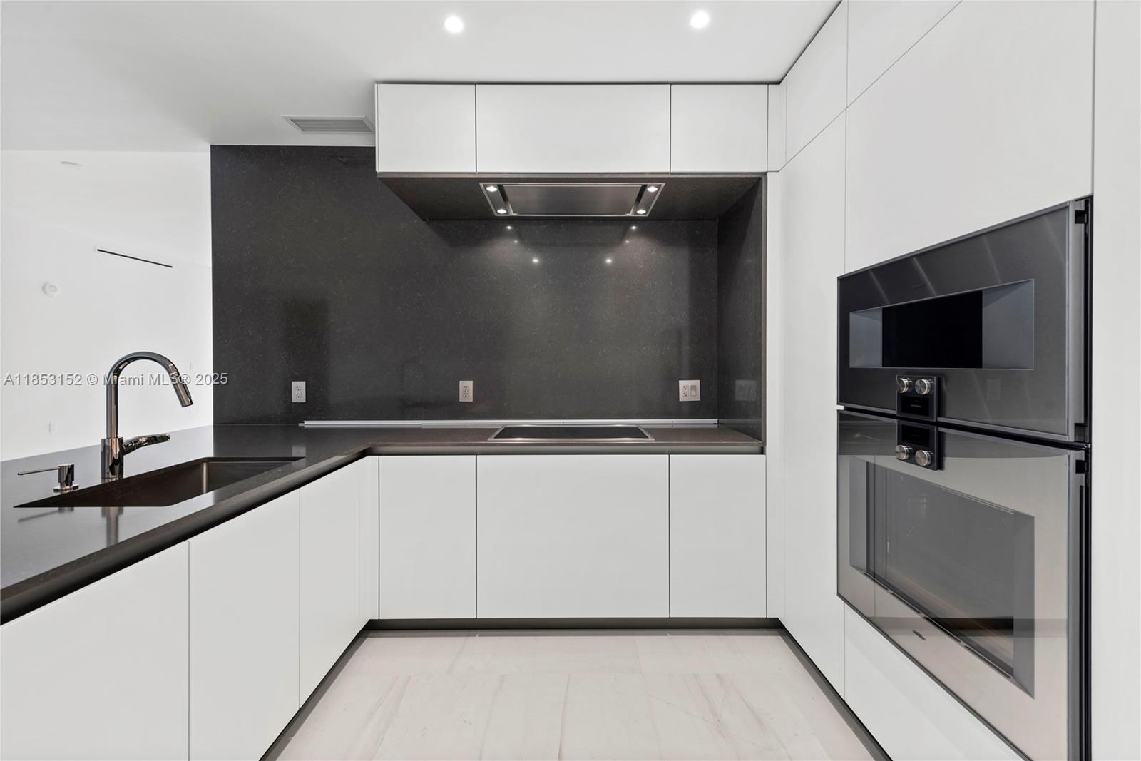 Aston Martin Residences - Residential