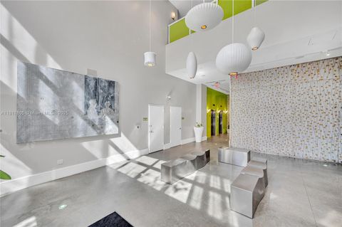 133 NE 2nd Ave 919 Miami FL 33132