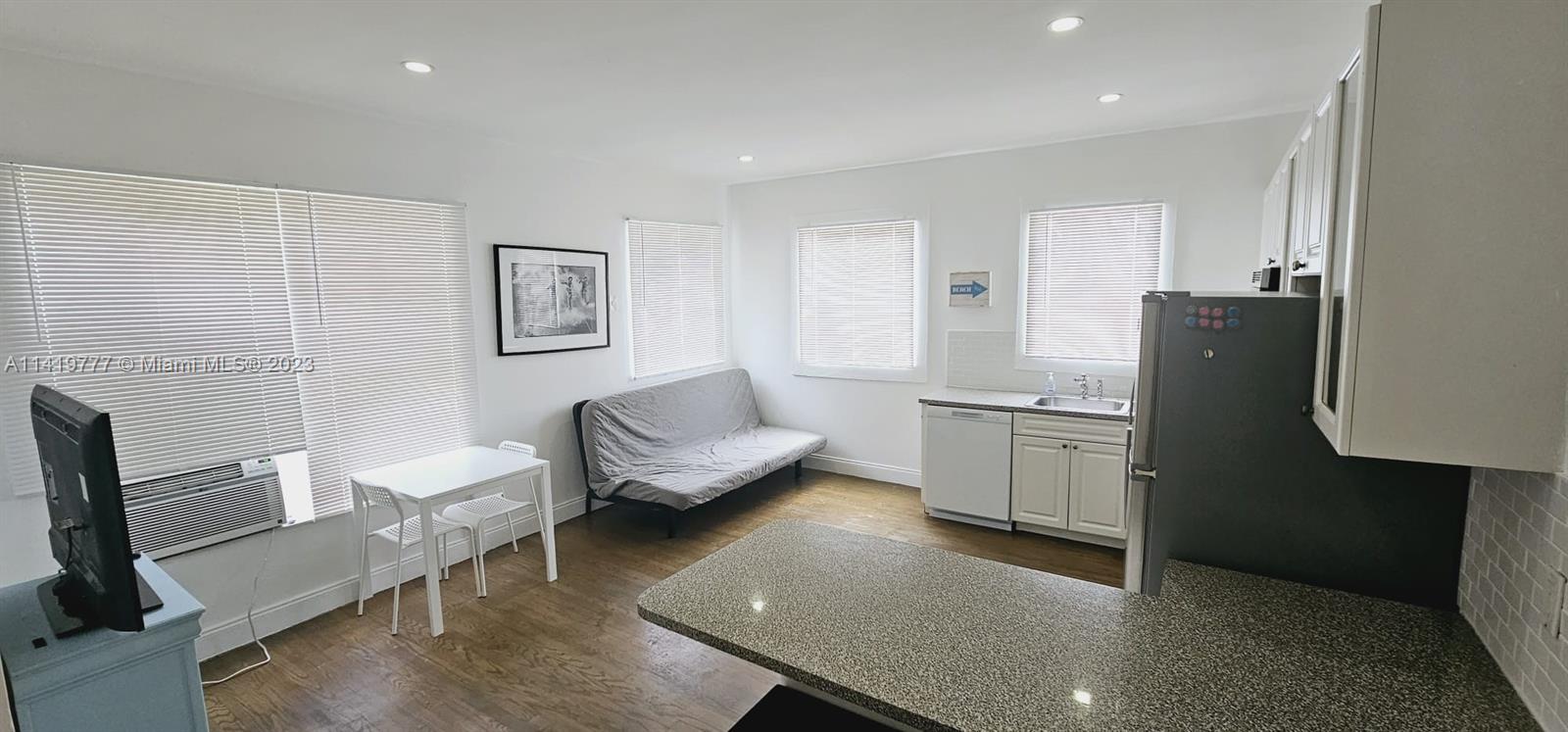 THE PATRICIA CONDO - Residential Lease