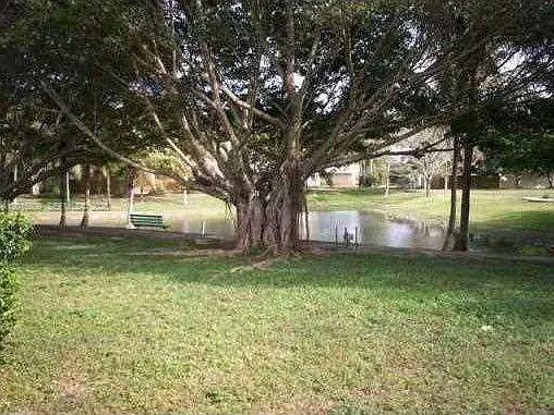 VILLAS OF PALM BAY - Residential Lease