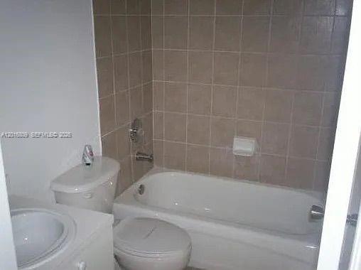 VILLAS OF PALM BAY - Residential Lease
