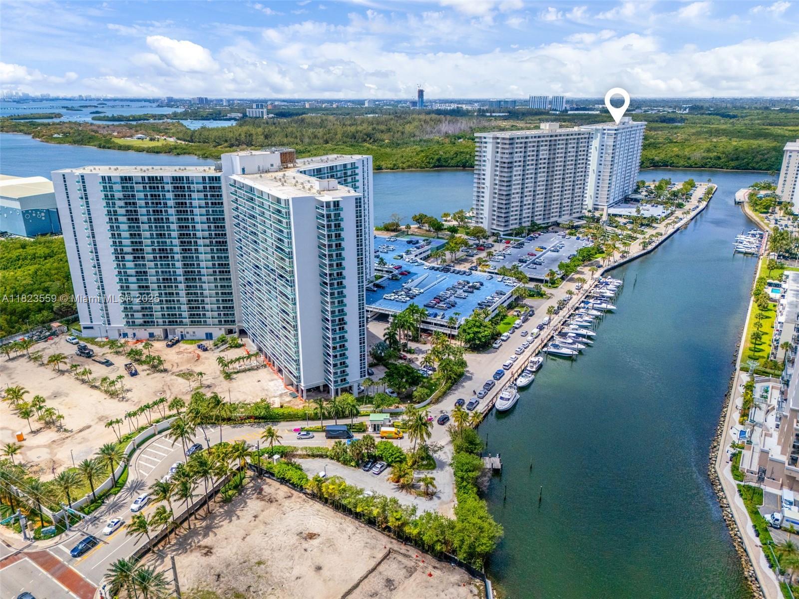 ARLEN HOUSE WEST CONDO - Residential