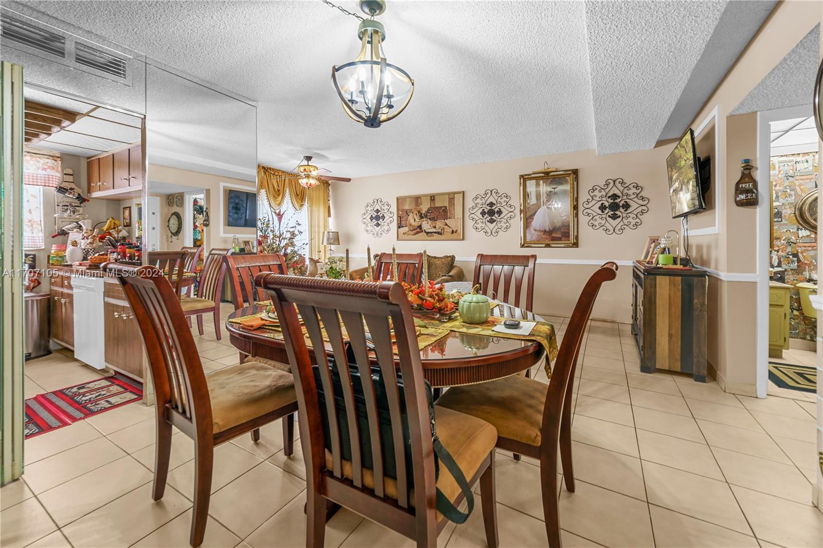 SOUTH WINDS CONDO WEST - Residential