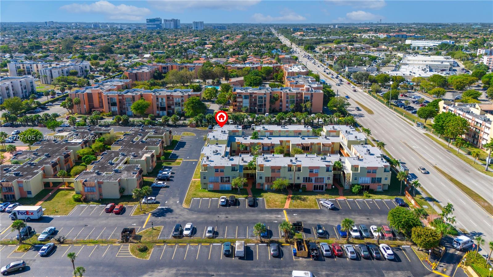 SOUTH WINDS CONDO WEST - Residential