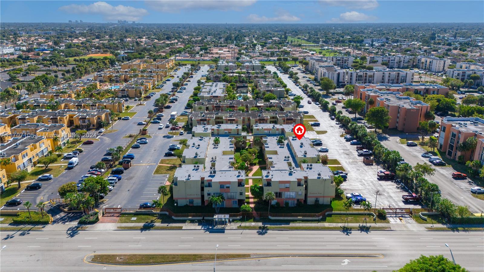 SOUTH WINDS CONDO WEST - Residential