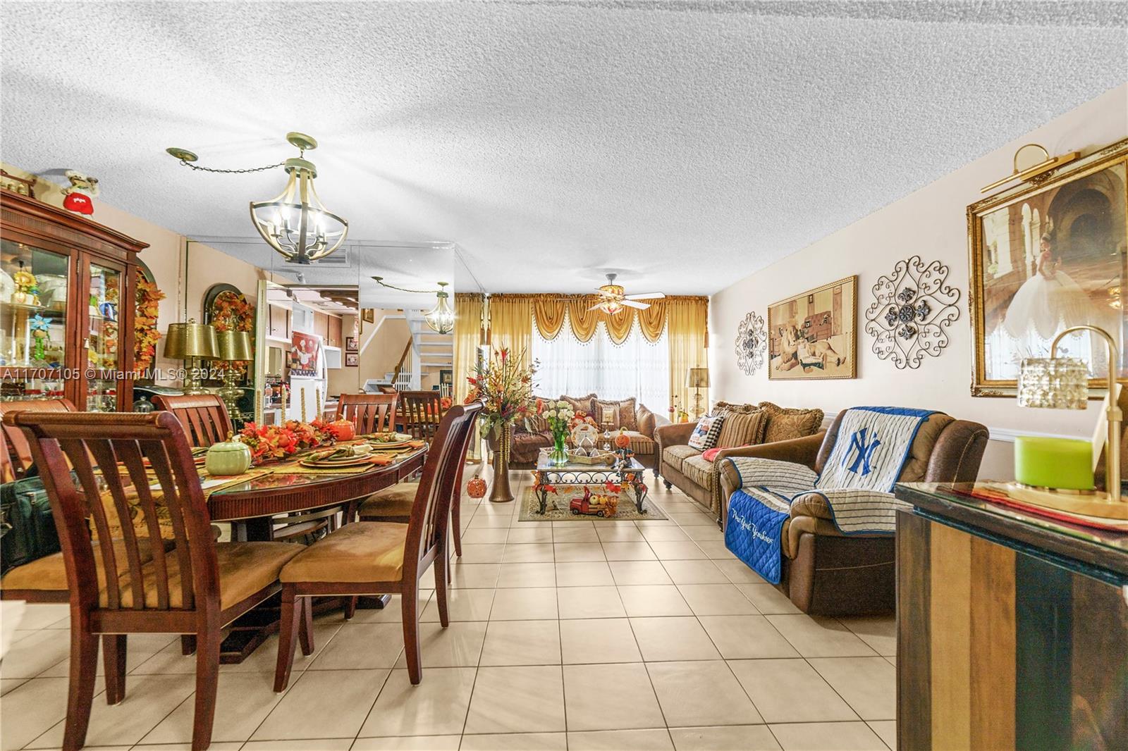 SOUTH WINDS CONDO WEST - Residential