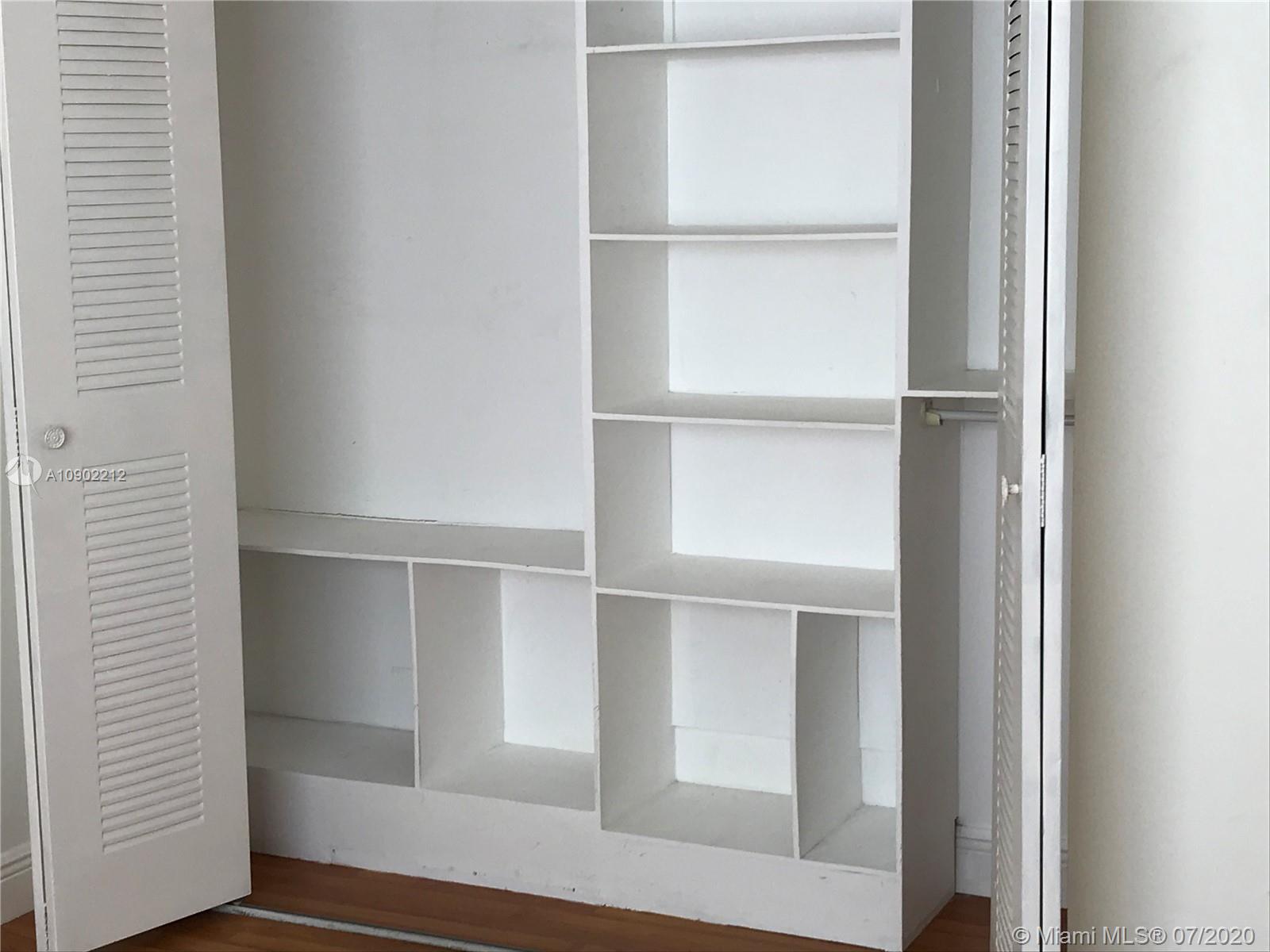 LE CLUB AT OLD CUTLER CON - Residential Lease