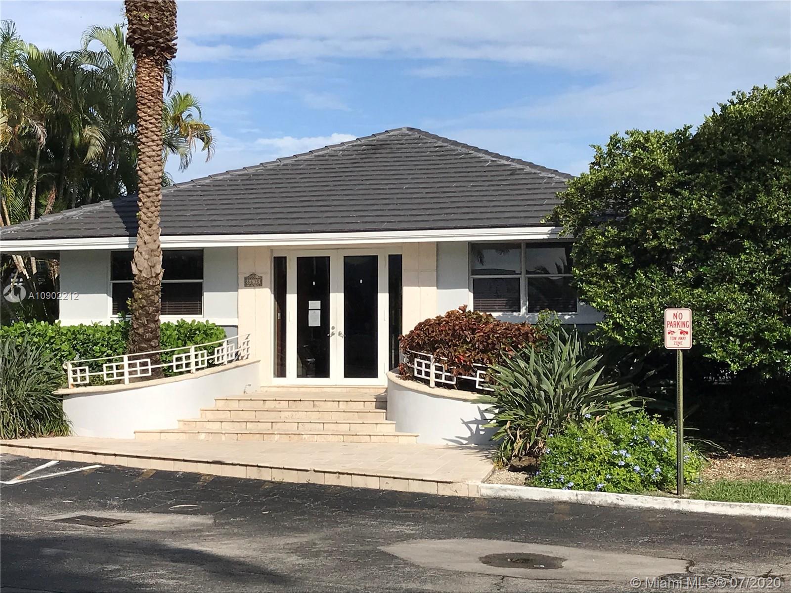 LE CLUB AT OLD CUTLER CON - Residential Lease