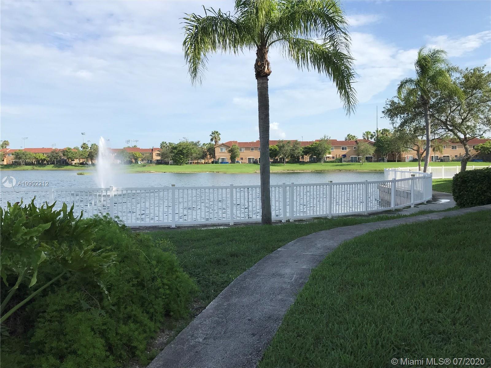 LE CLUB AT OLD CUTLER CON - Residential Lease