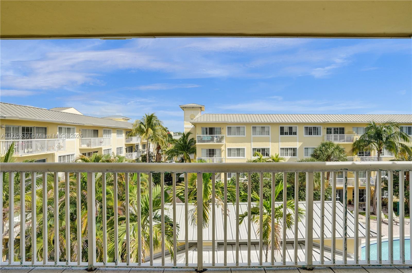 PINE CREST VILLAGE - Residential