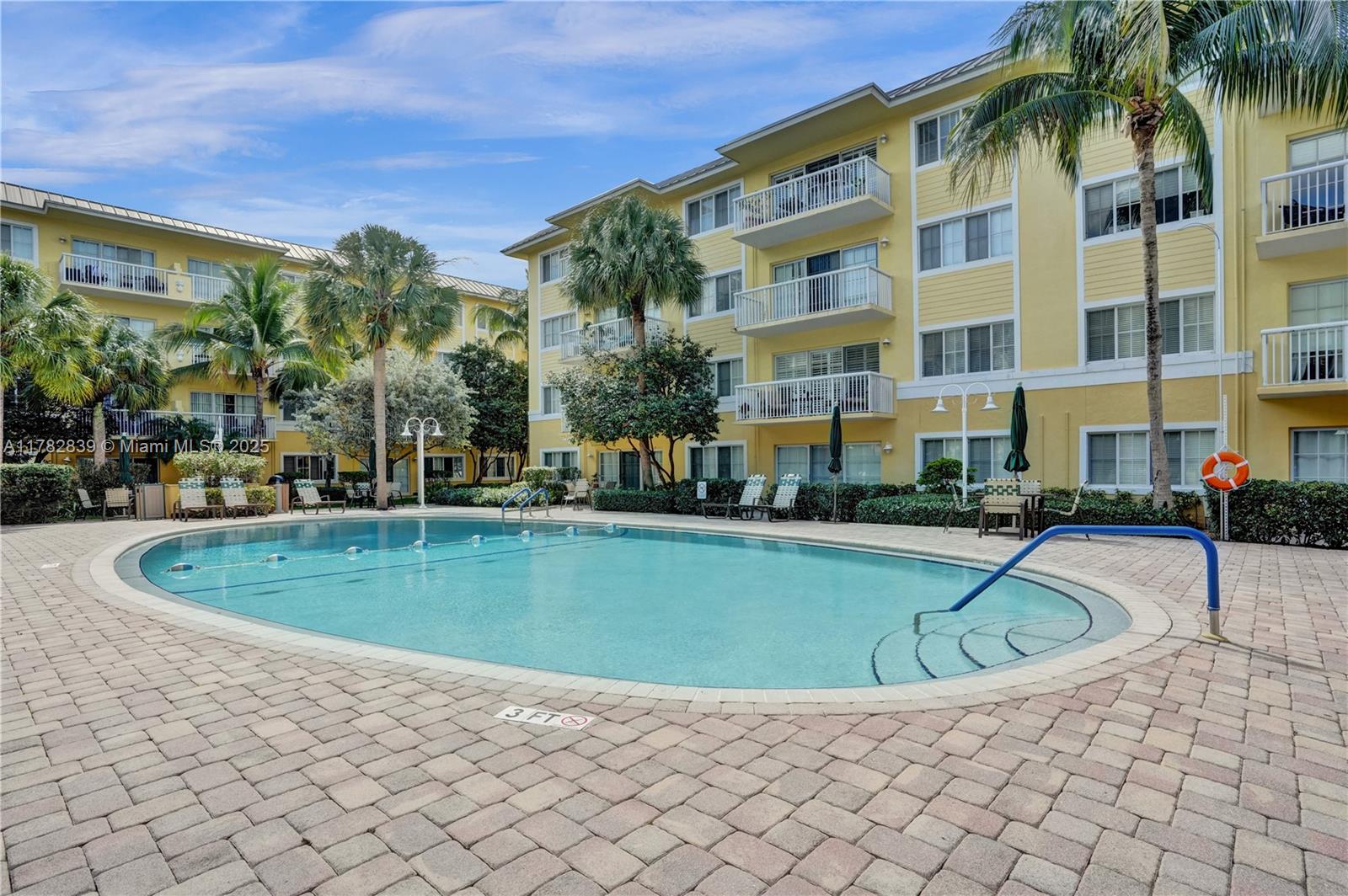 PINE CREST VILLAGE - Residential