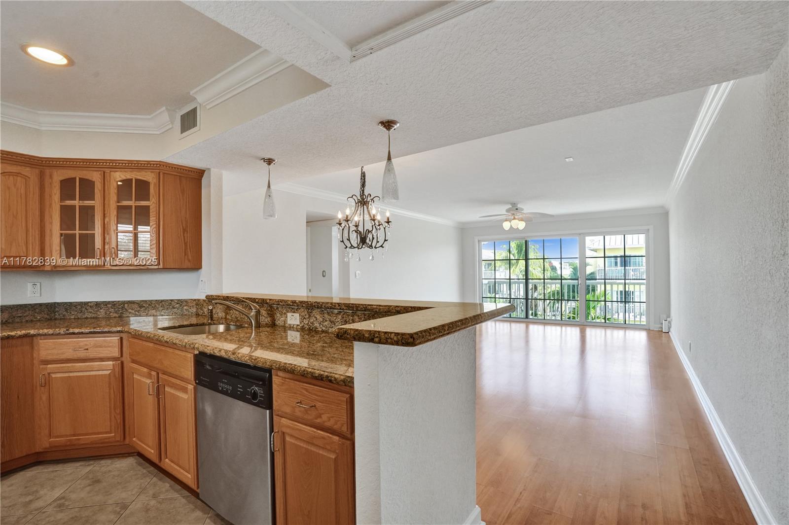 PINE CREST VILLAGE - Residential