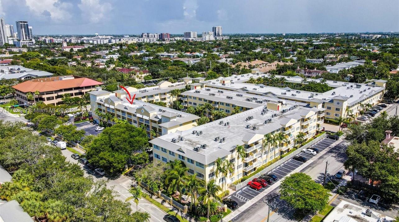 PINE CREST VILLAGE - Residential