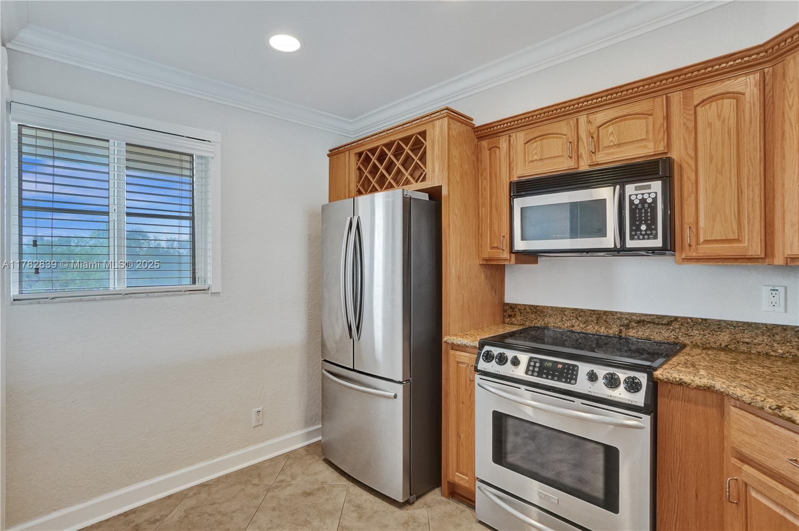 PINE CREST VILLAGE - Residential