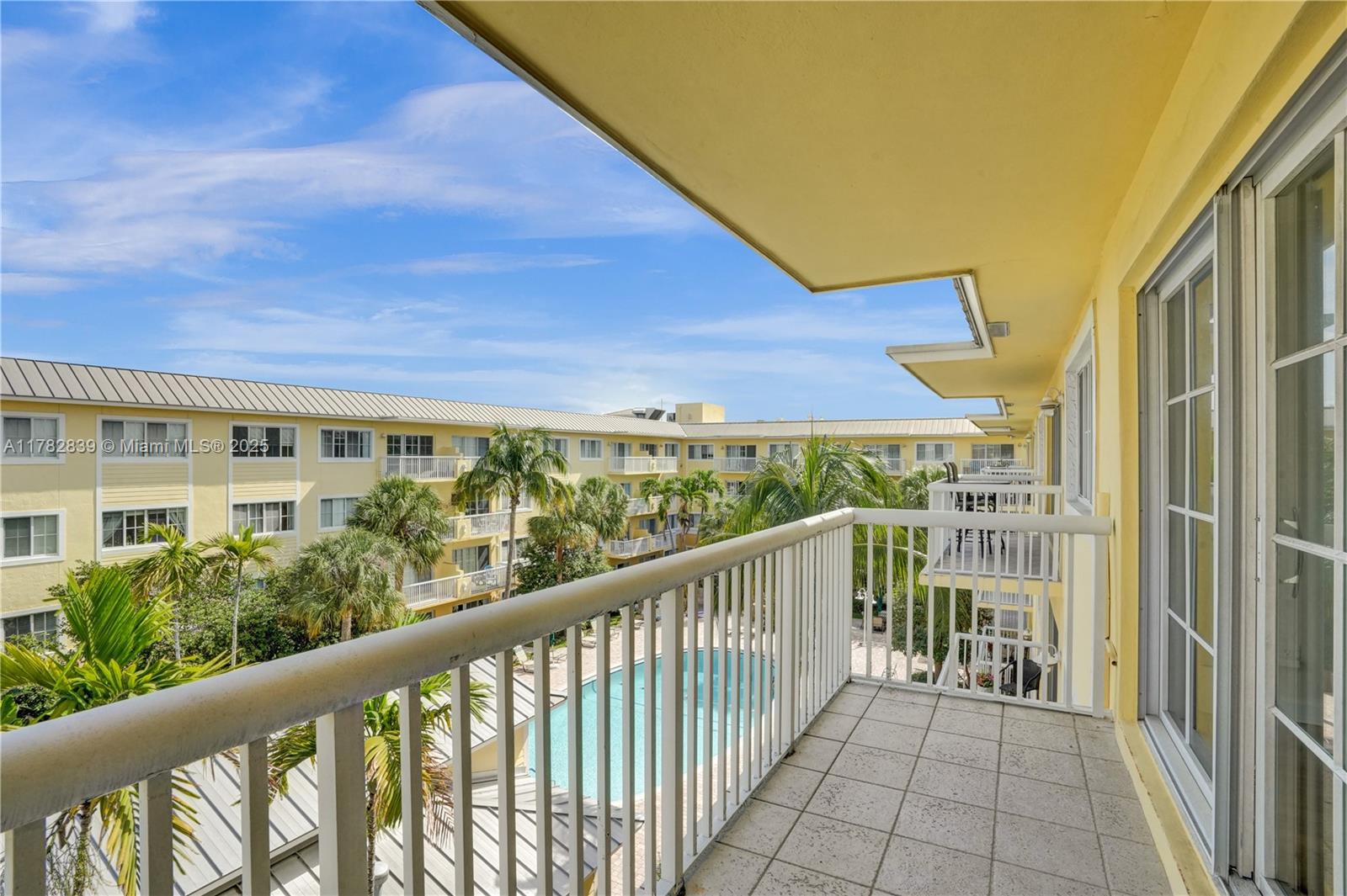 PINE CREST VILLAGE - Residential