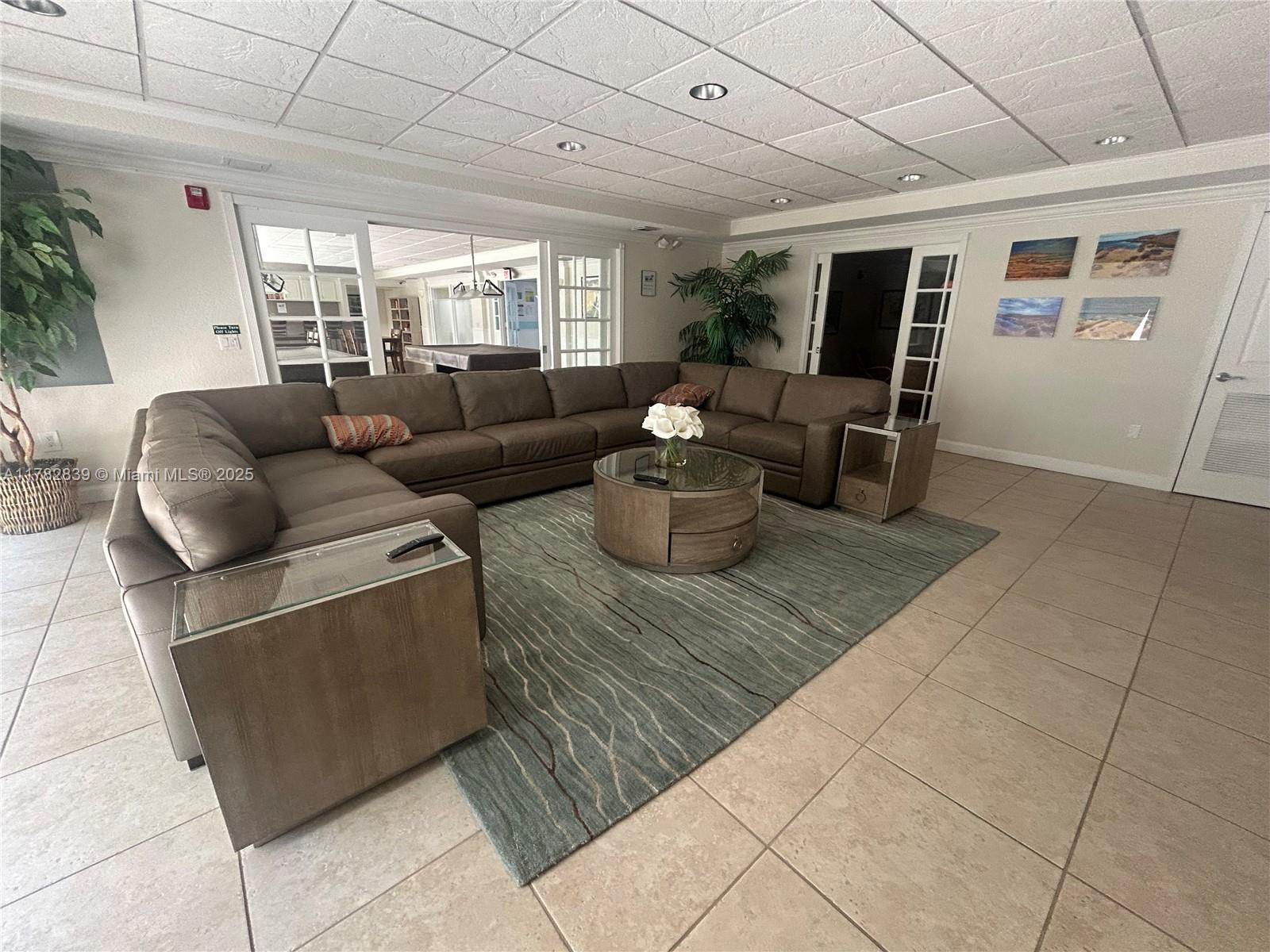 PINE CREST VILLAGE - Residential