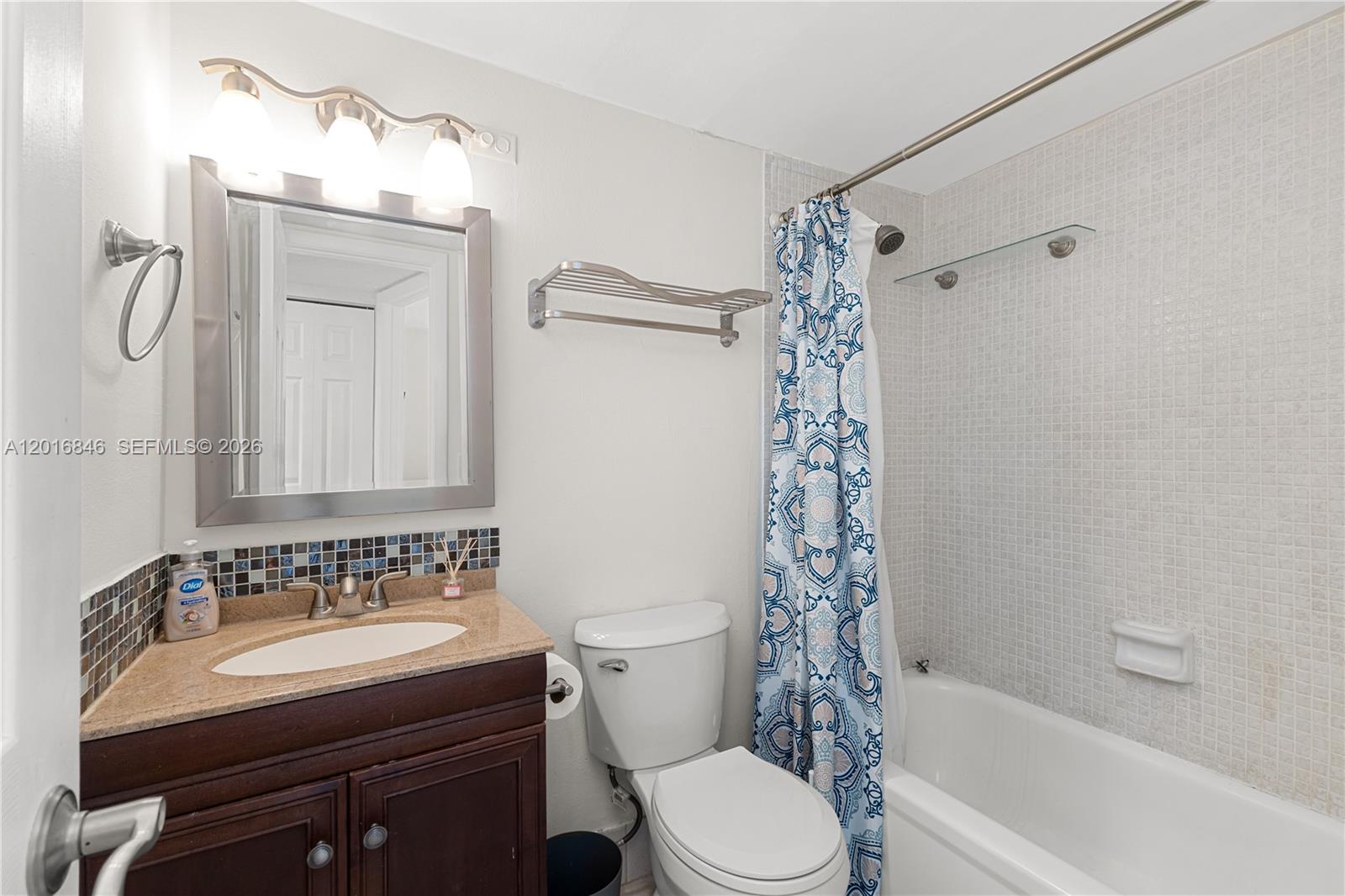 DELPHI TOWERS CONDO - Residential Lease