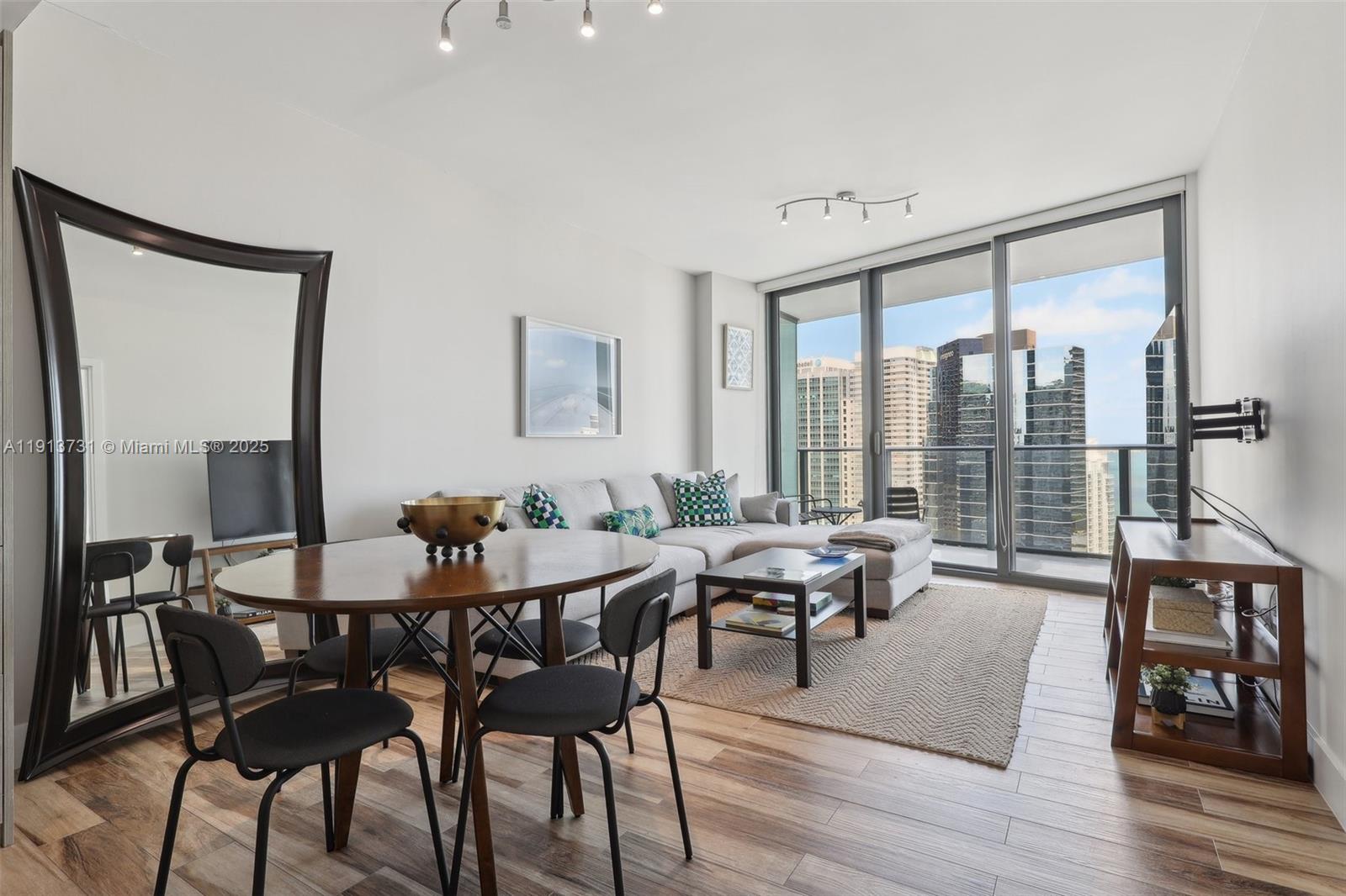 1300 S MIAMI AVENUE CONDO - Residential