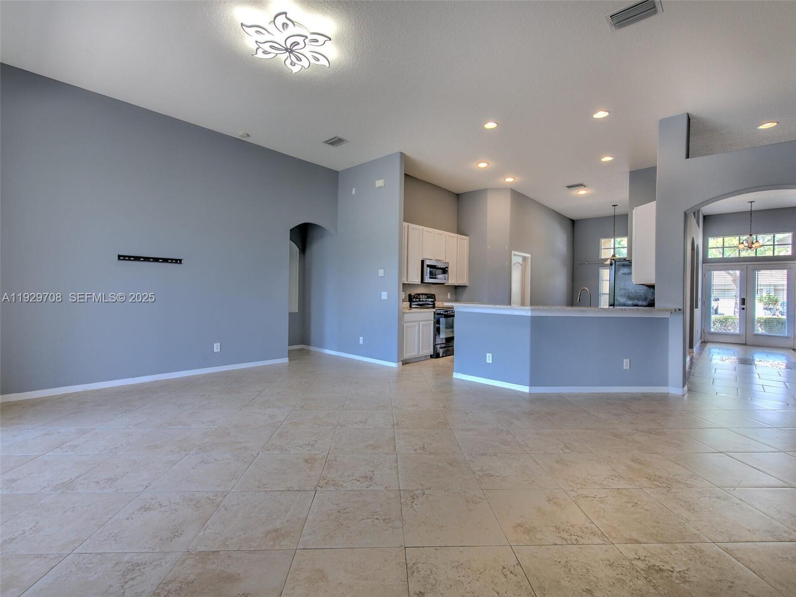 SOUTH FORK UNIT 3 - Residential