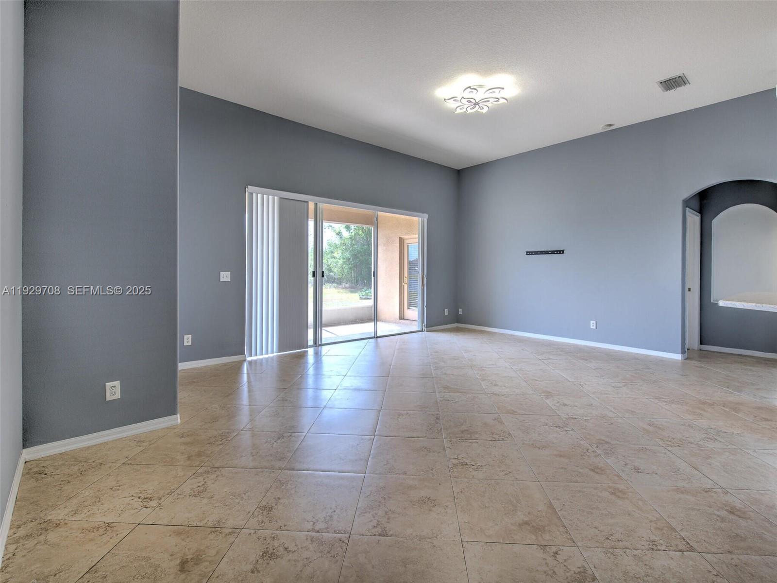 SOUTH FORK UNIT 3 - Residential