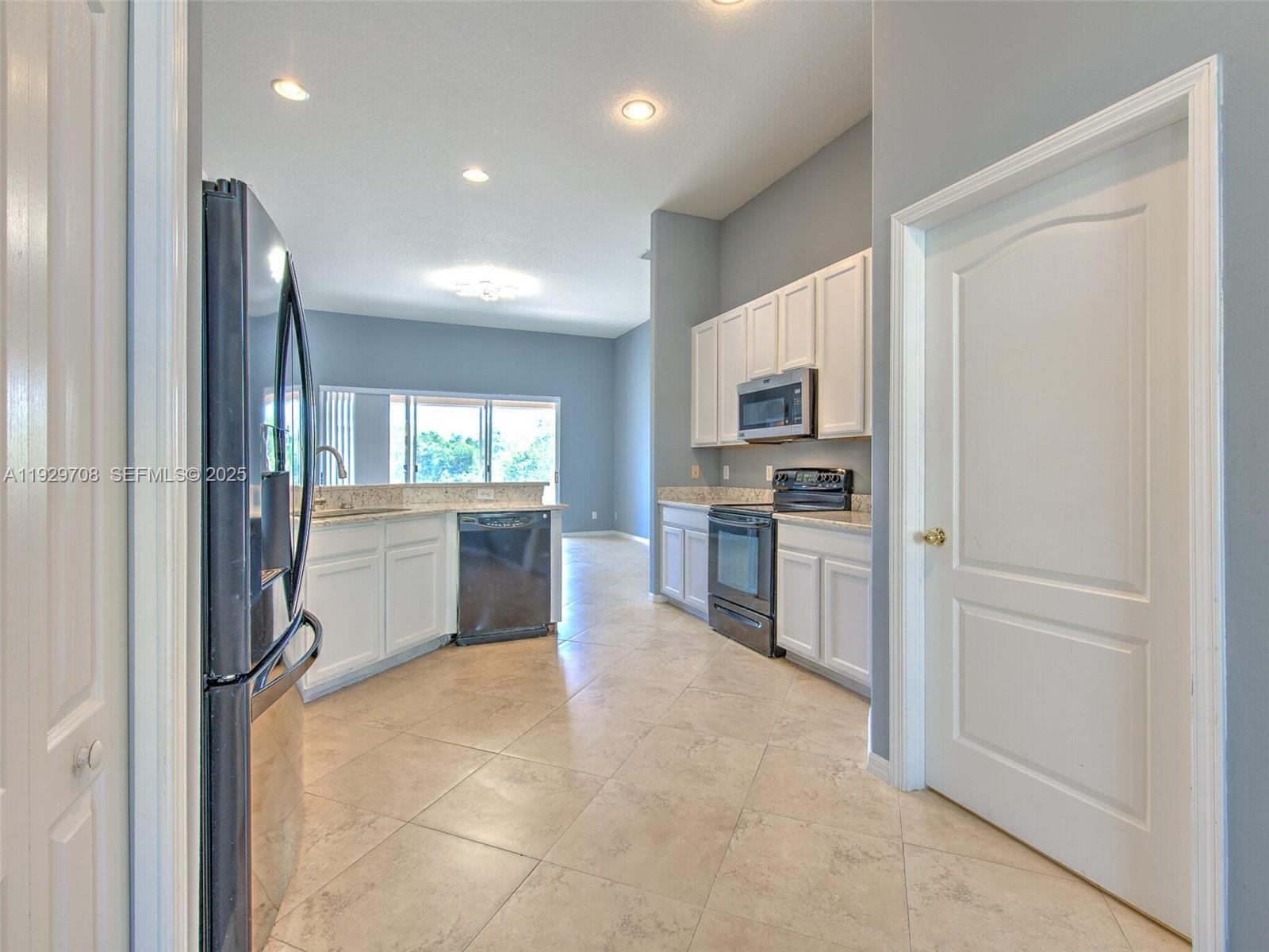 SOUTH FORK UNIT 3 - Residential