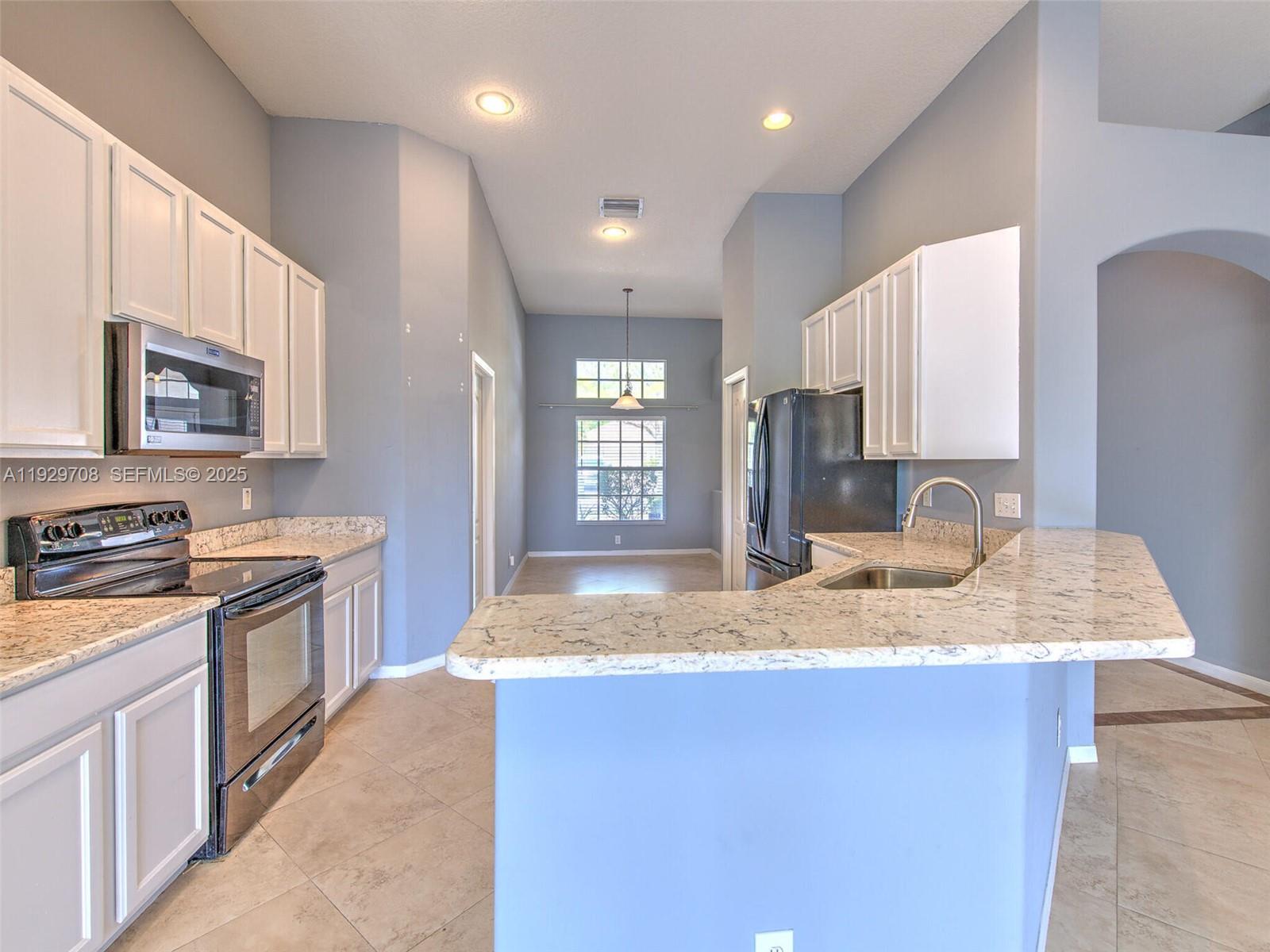 SOUTH FORK UNIT 3 - Residential