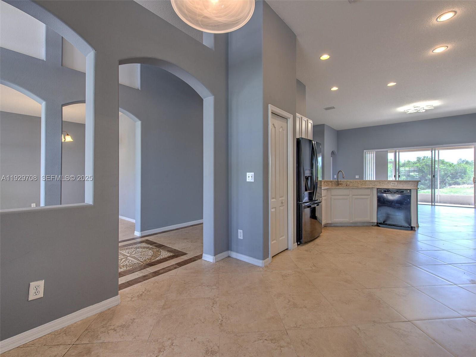 SOUTH FORK UNIT 3 - Residential