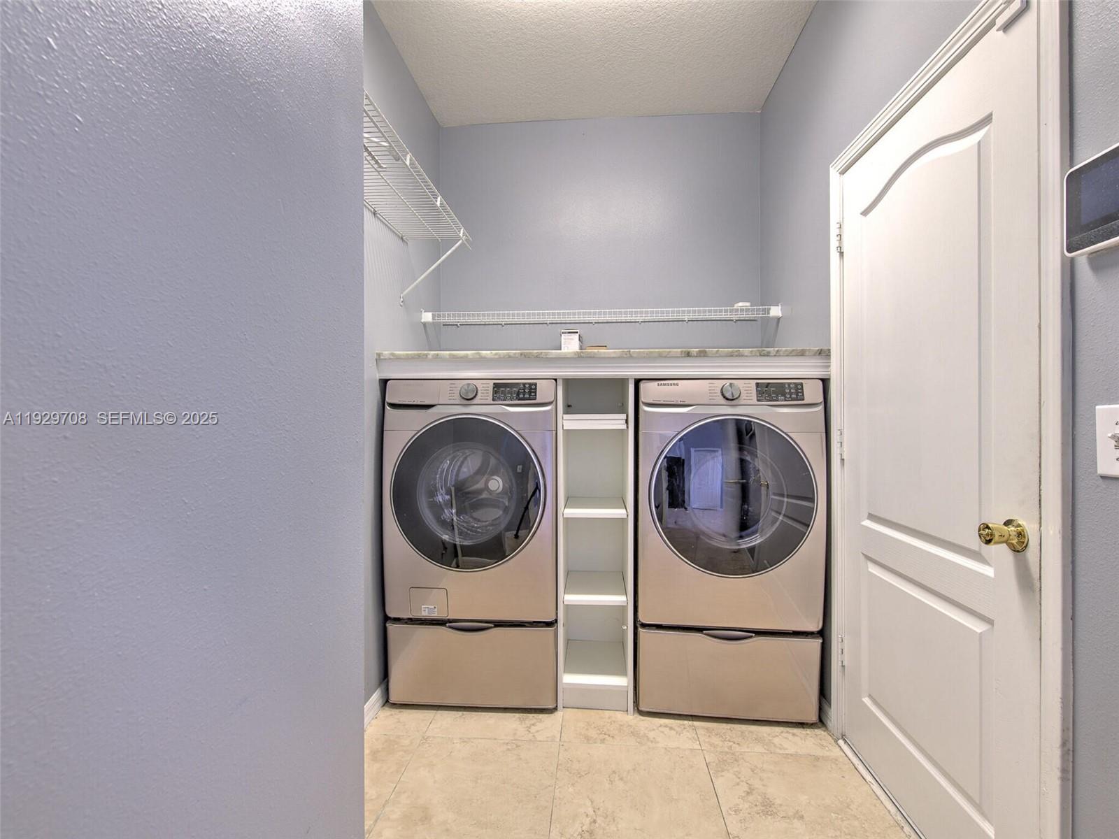 SOUTH FORK UNIT 3 - Residential