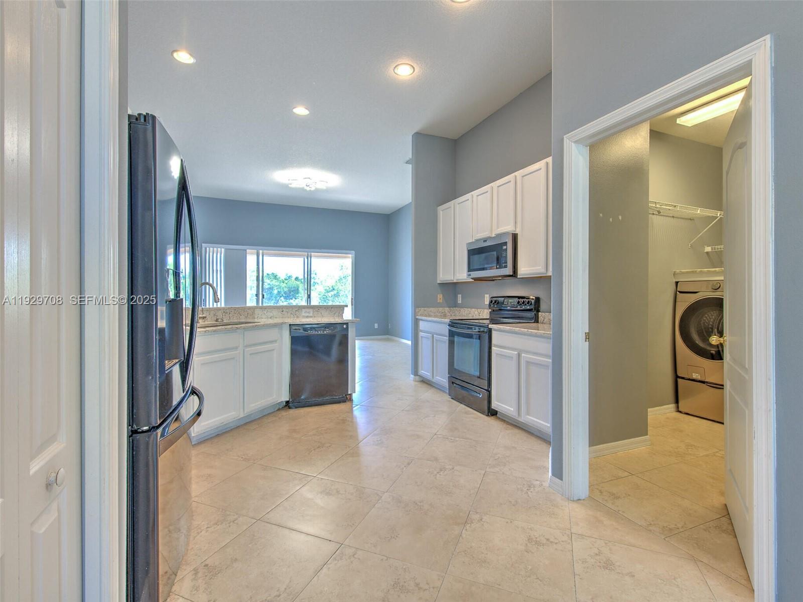 SOUTH FORK UNIT 3 - Residential