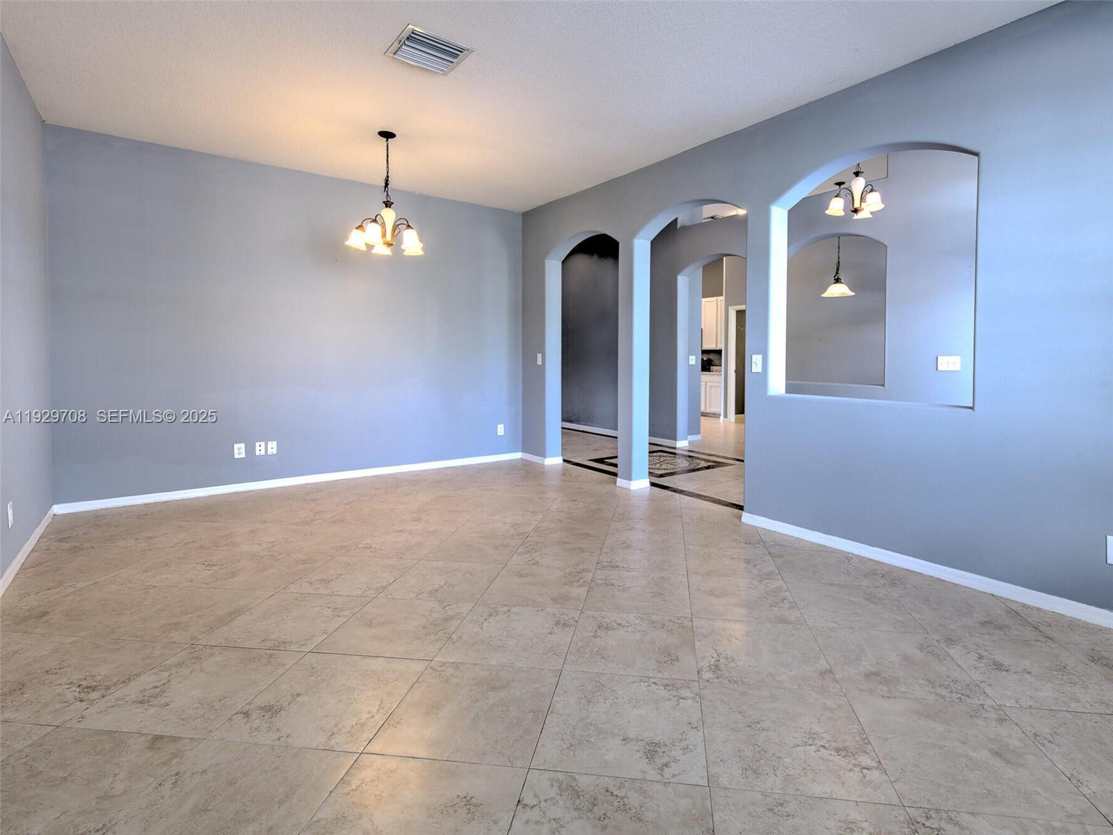 SOUTH FORK UNIT 3 - Residential