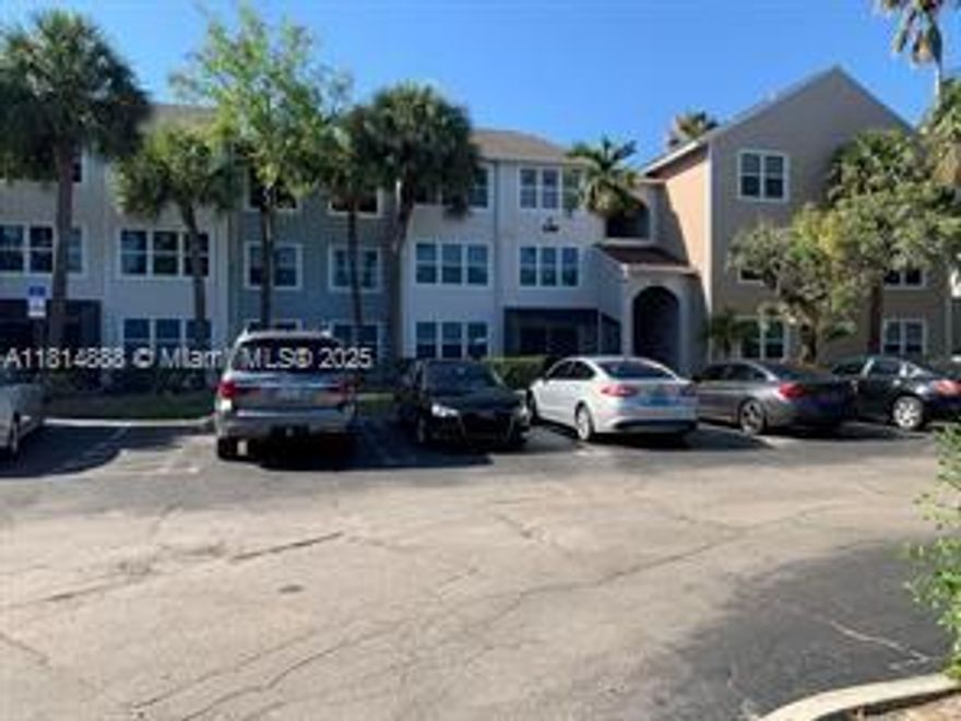 First floor unit, 2 bedrooms, 2 baths, tiles throughout living areas and laminate wood flooring in bedrooms. Impact windows & doors.