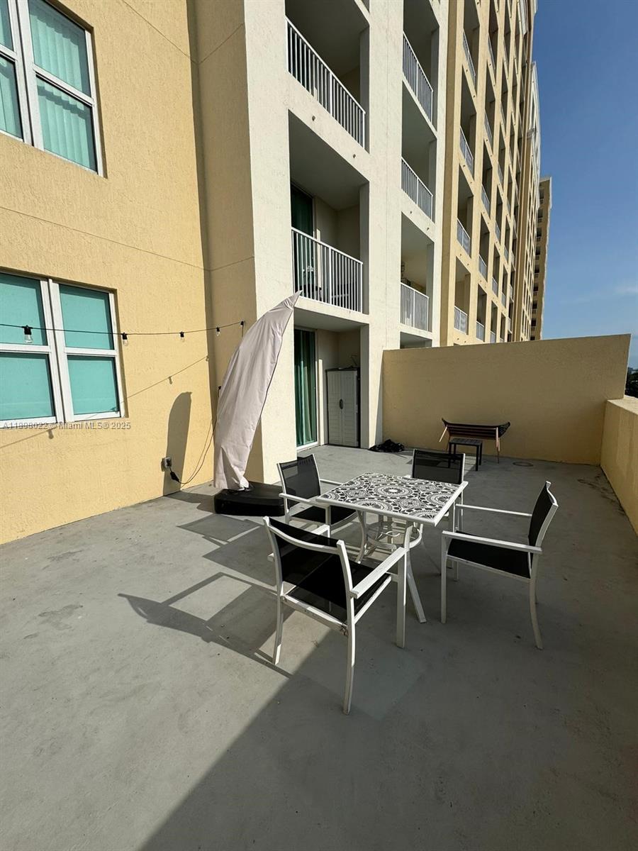MEDITERRANEA CONDO - Residential