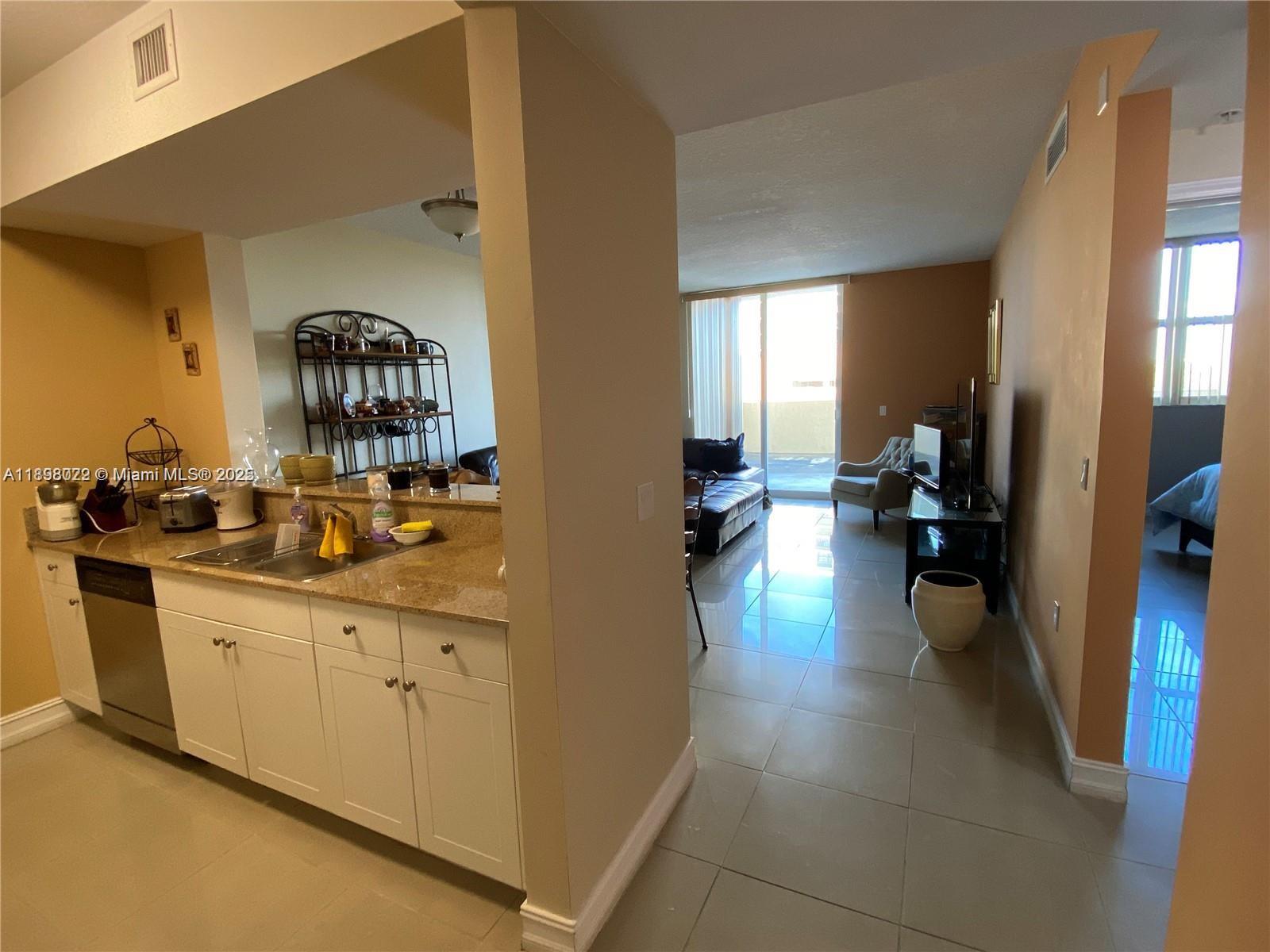 MEDITERRANEA CONDO - Residential