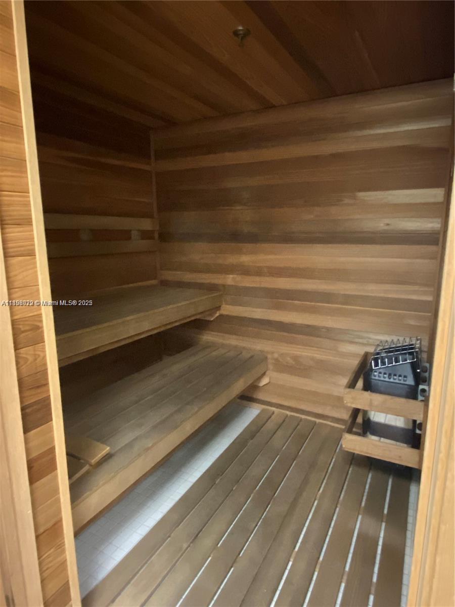 MEDITERRANEA CONDO - Residential
