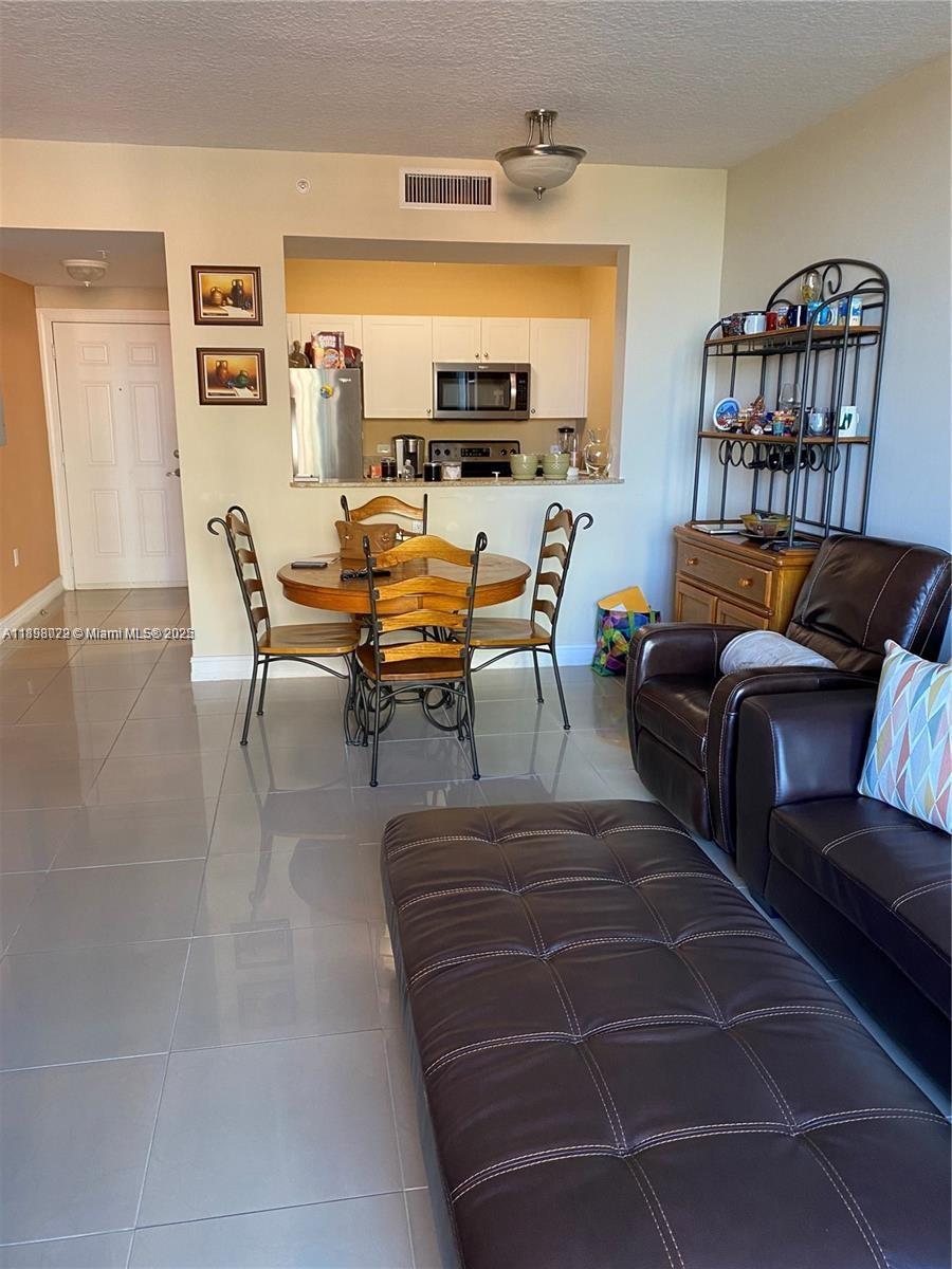 MEDITERRANEA CONDO - Residential