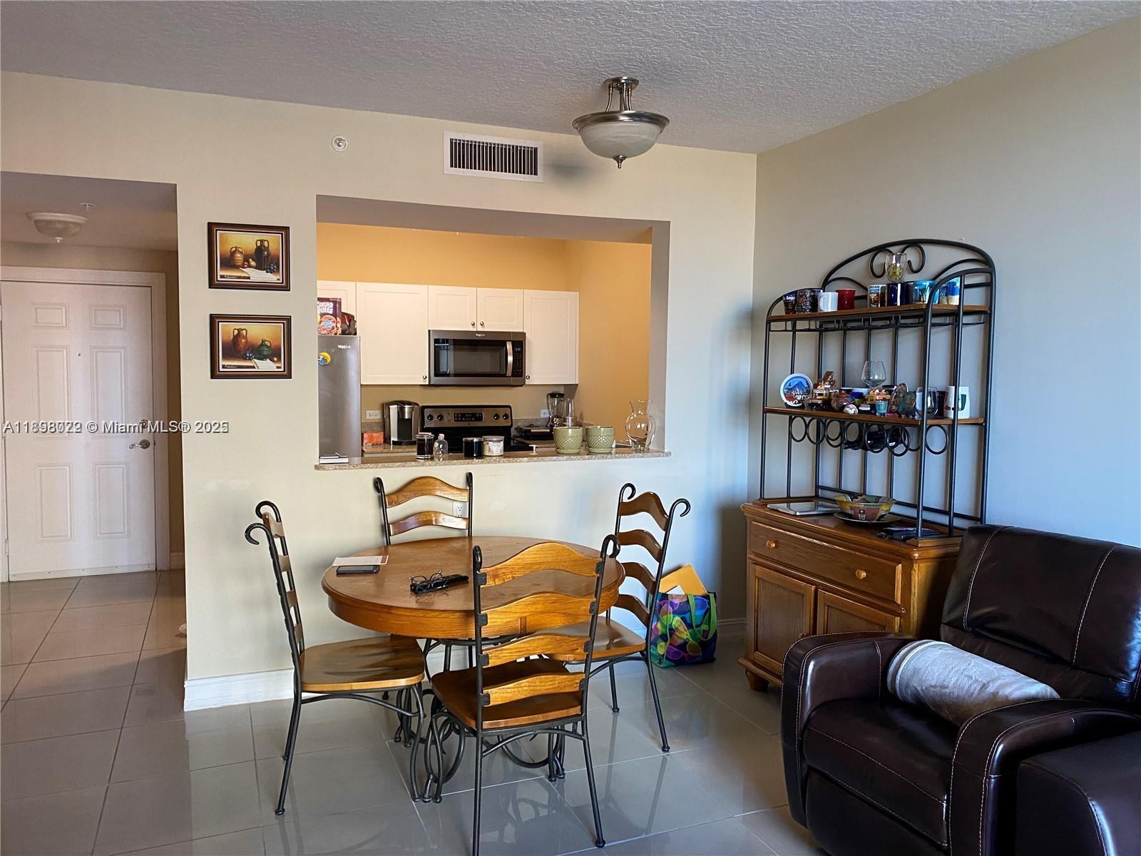 MEDITERRANEA CONDO - Residential