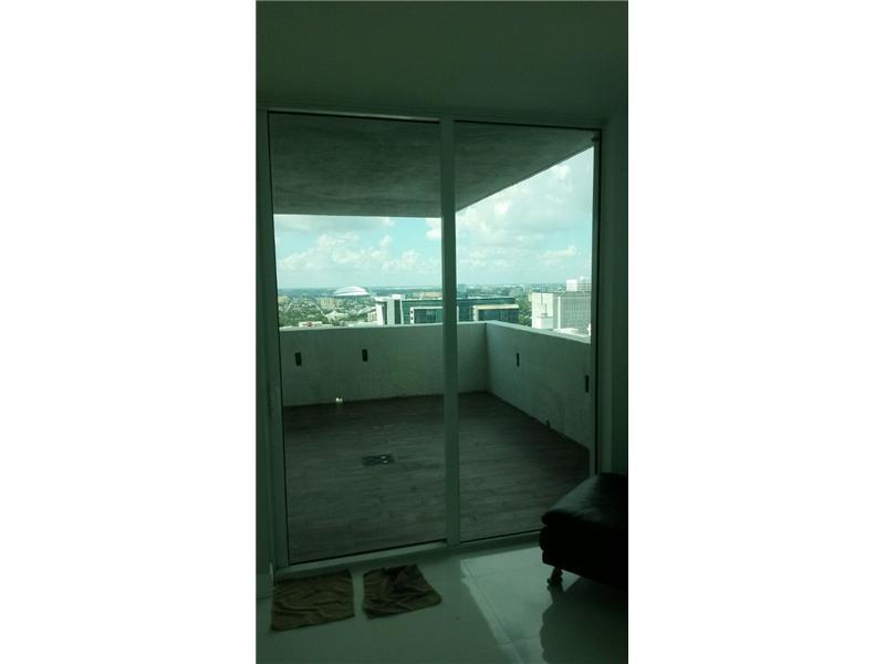 VIZCAYNE SOUTH CONDO - Residential Lease