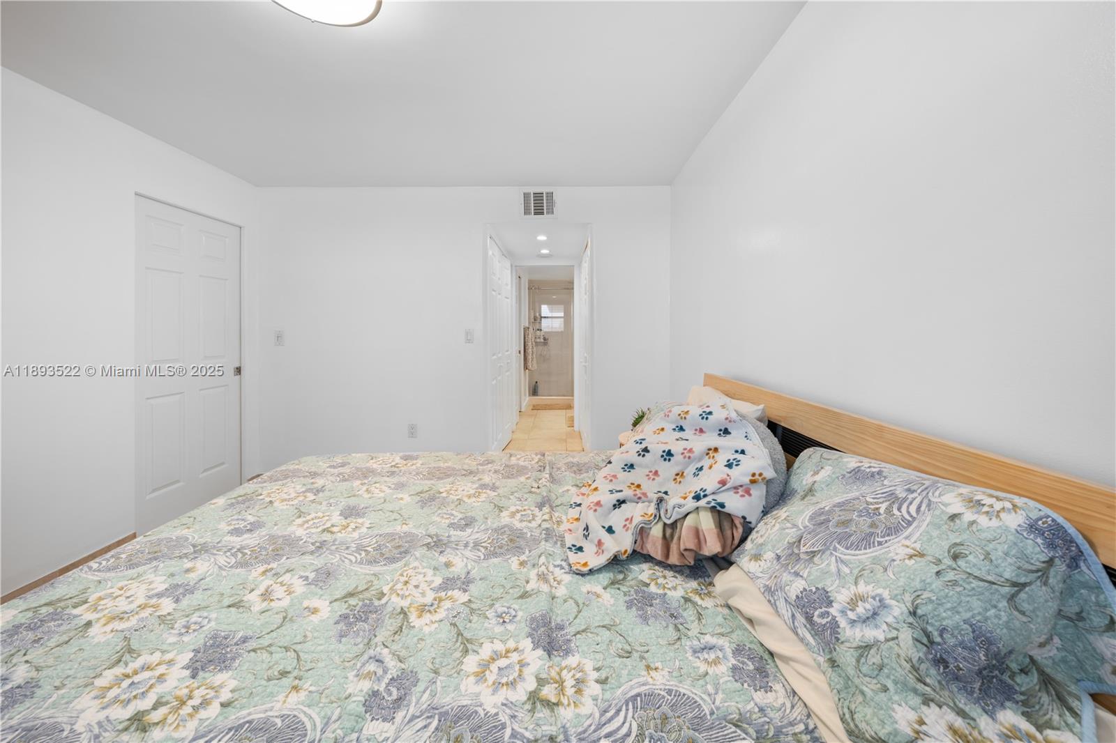 ROYAL ATLANTIC CONDO - Residential